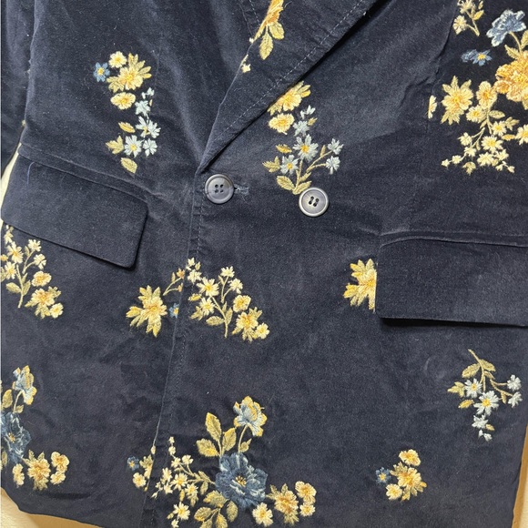 DRIFTWOOD velvet embroidered blazer in navy - Picture 6 of 9